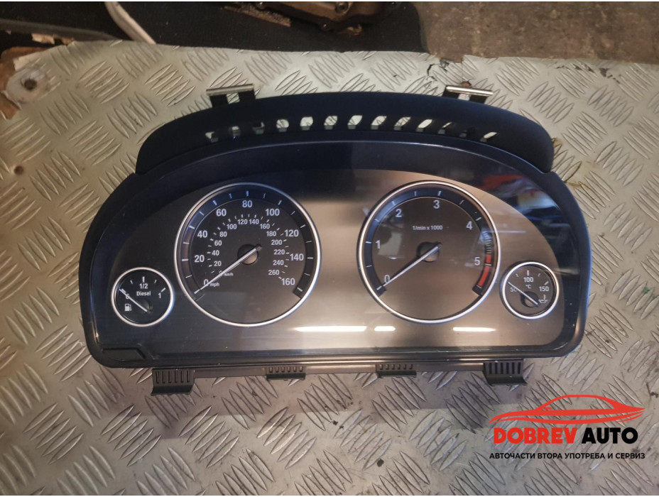 Километраж (десен волан) за BMW F10 520d Sedan