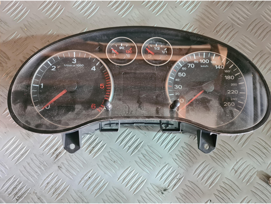 Километраж за Audi A3 8P Hatchback 2.0TDI