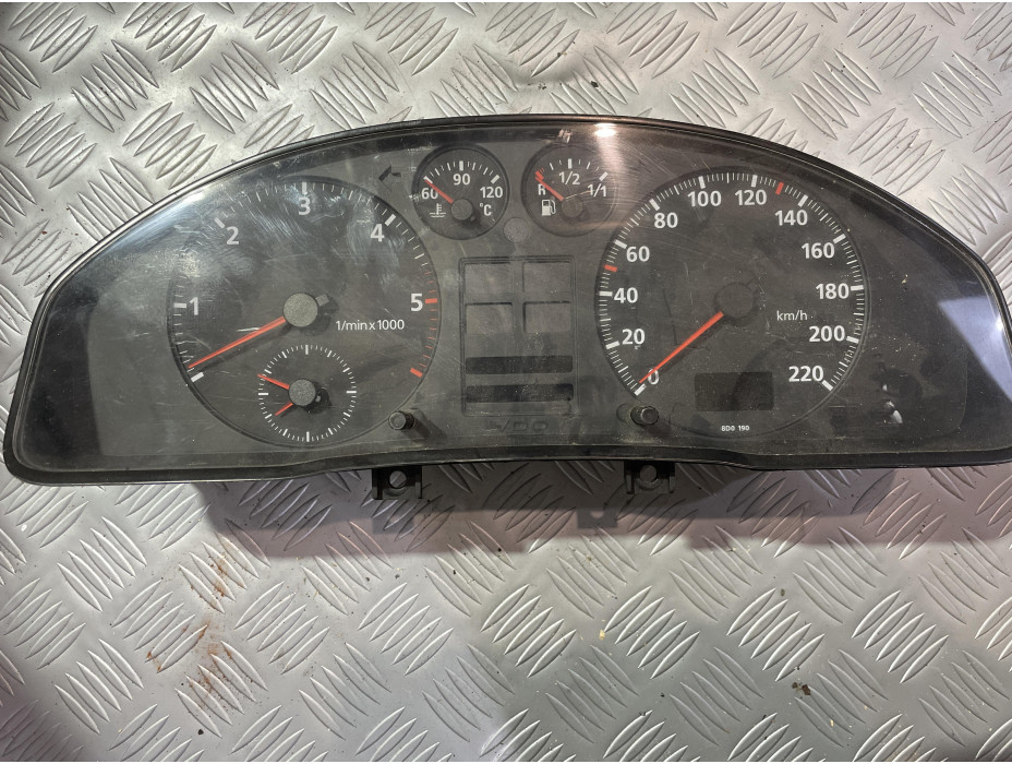 Километраж за Audi A4 B5 1.9TDI - Автоматик