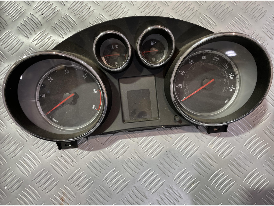 Километраж за Opel Insignia A 2.0CDTI - десен волан