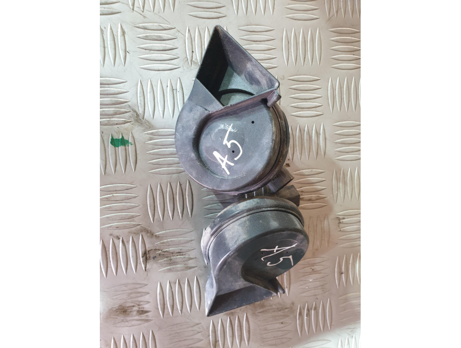 Клаксон за Audi A5 8T 2.7TDI Automatic