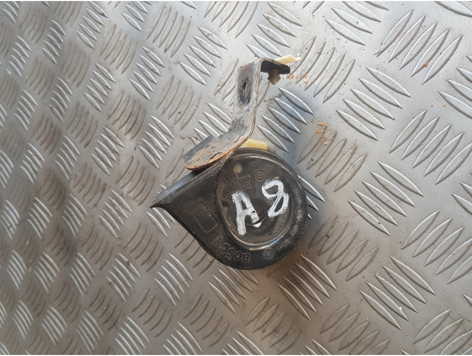 Клаксон за Audi A8 D3 4.2i