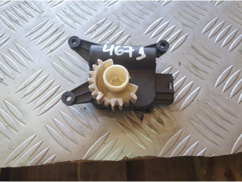 Клапа за парно - 211 за VW Touran 1.9 TDI Клапа за парно - 211 за VW Touran 1.9 TDI