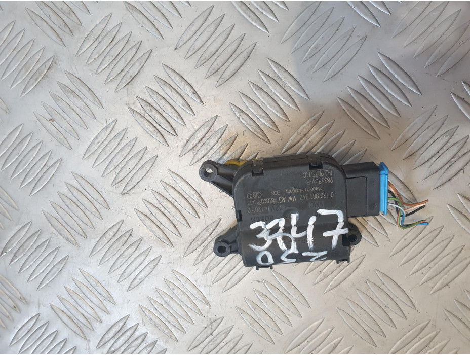 Клапа за парно- 250 за VW Passat B6 2.0 TDI Клапа за парно- 250 за VW Passat B6 2.0 TDI