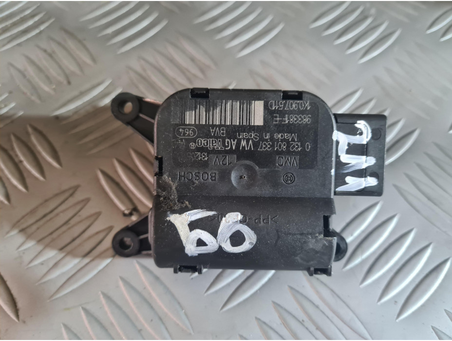 Клапа за парно за Volkswagen Passat B6 - 211