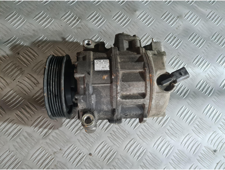 Климатичен компресор за VW GOlf 5 1.6FSI Климатичен компресор за VW GOlf 5 1.6FSI