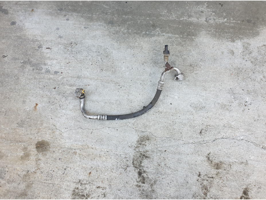 Климатичен маркуч - 30 за VW Touran