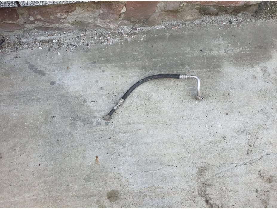 Климатичен маркуч - 35 за Audi A4 B6