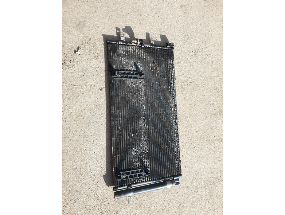 Климатичен радиатор за Audi A5 8T 2.7TDI Климатичен радиатор за Audi A5 8T 2.7TDI