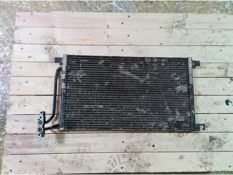 Климатичен радиатор за БМВ 320д Е46 / BMW 320d E46