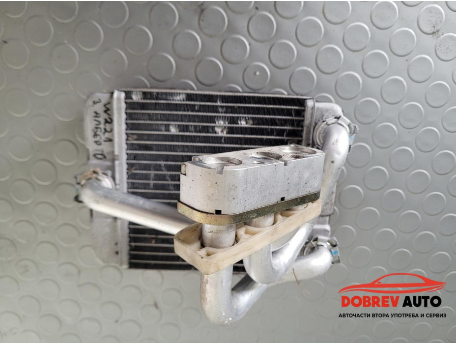 Климатичен радиатор заден (под таблото) за Mercedes S 500 W221