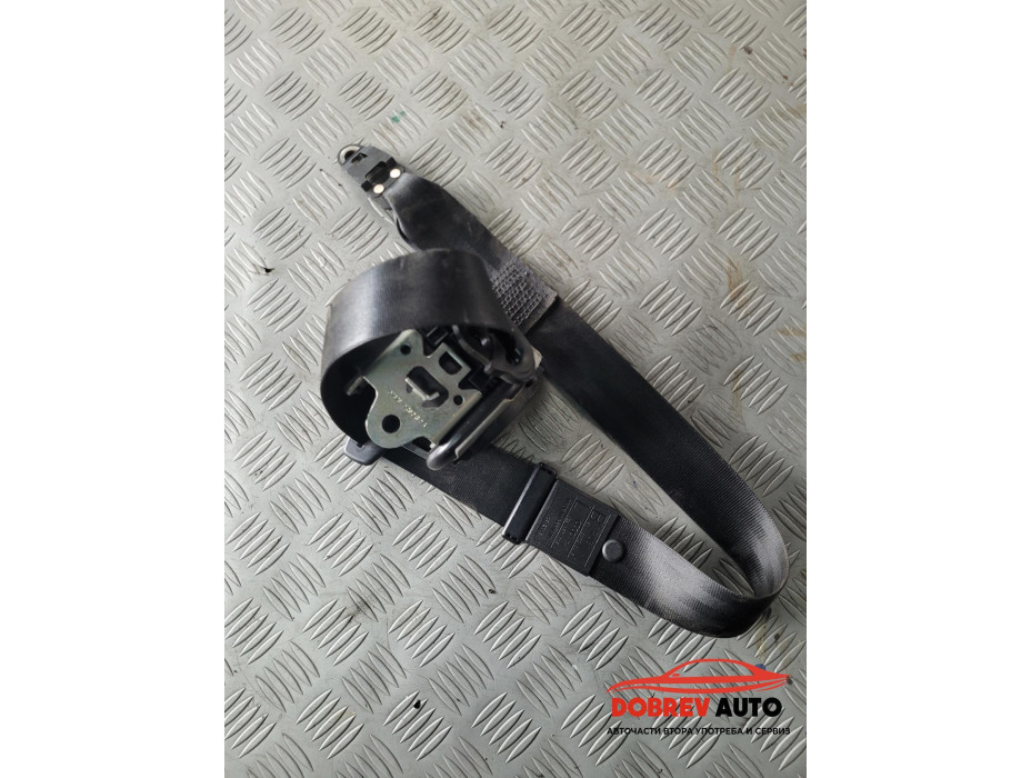 Колан (преден десен - черен) за Audi A8 D3 4.2 FSI