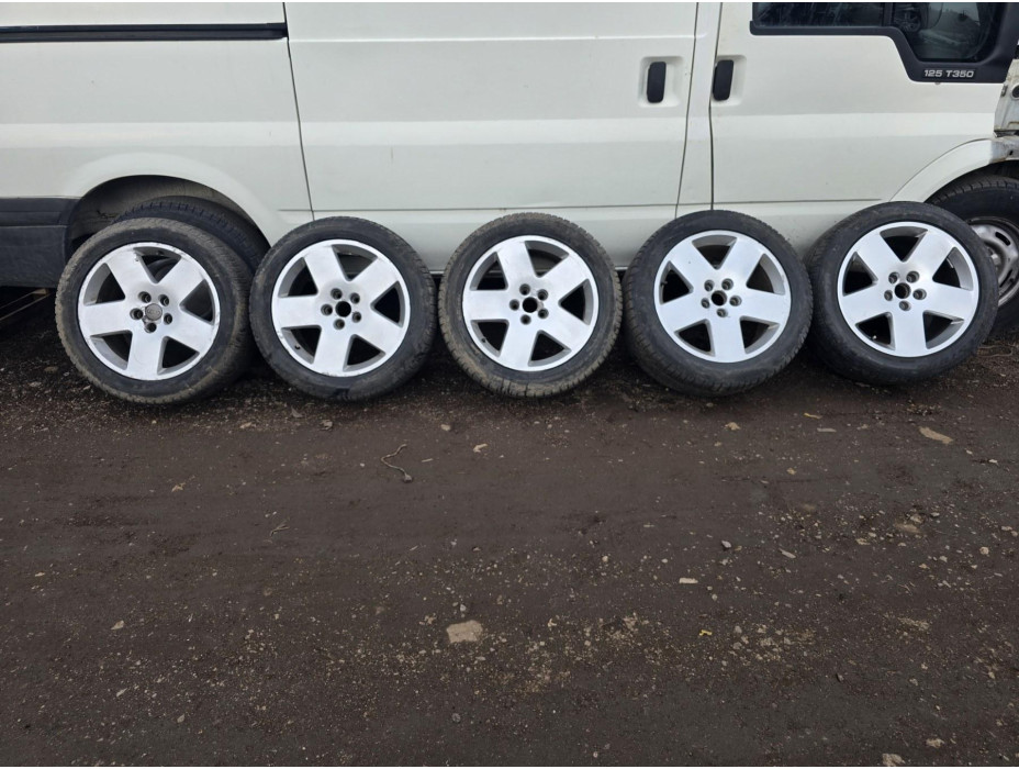 Комплект лети джанти с зимни гуми Continental за Audi A8 D3 Комплект лети джанти с зимни гуми Continental за Audi A8 D3