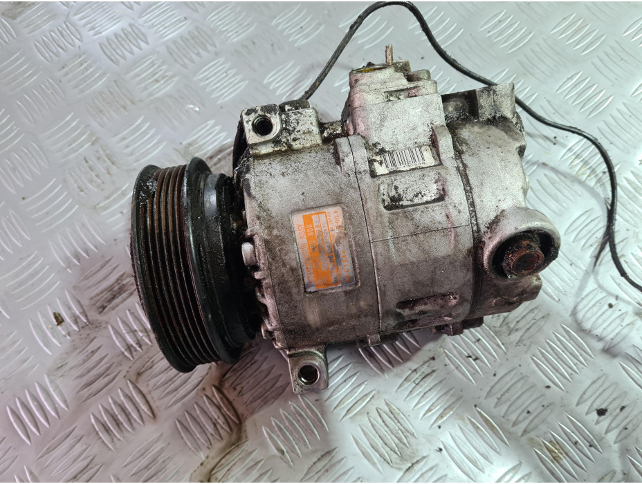 Компресор за климатик за Audi A6 C5 2.4 i Automat Sedan