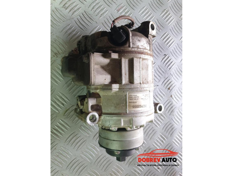 Компресор климатик за Audi A8 D3 4.2 FSI Long