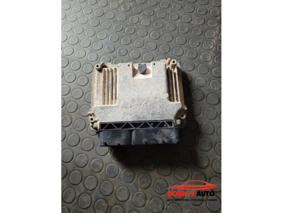 Компютър двигател за VW Passat B6 1.9 TDI BLS Компютър двигател за VW Passat B6 1.9 TDI BLS