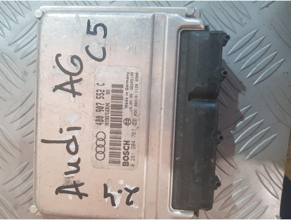 Компютър за двигател за Audi A6 C5 2.4i Automat Компютър за двигател за Audi A6 C5 2.4i Automat