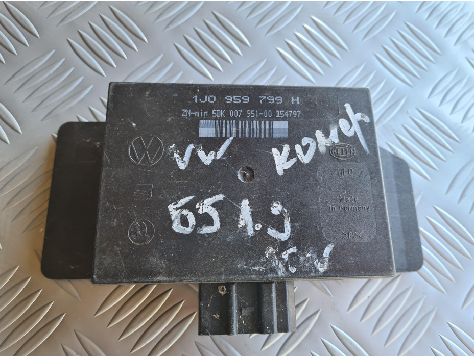 Комфорт модул за Volkswagen Passat B5 Комфорт модул за Volkswagen Passat B5