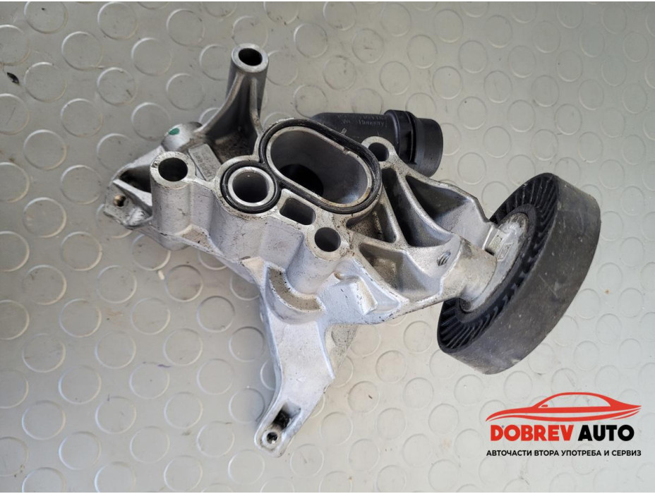 Конзола двигател за Audi Q8 5.0 TDI