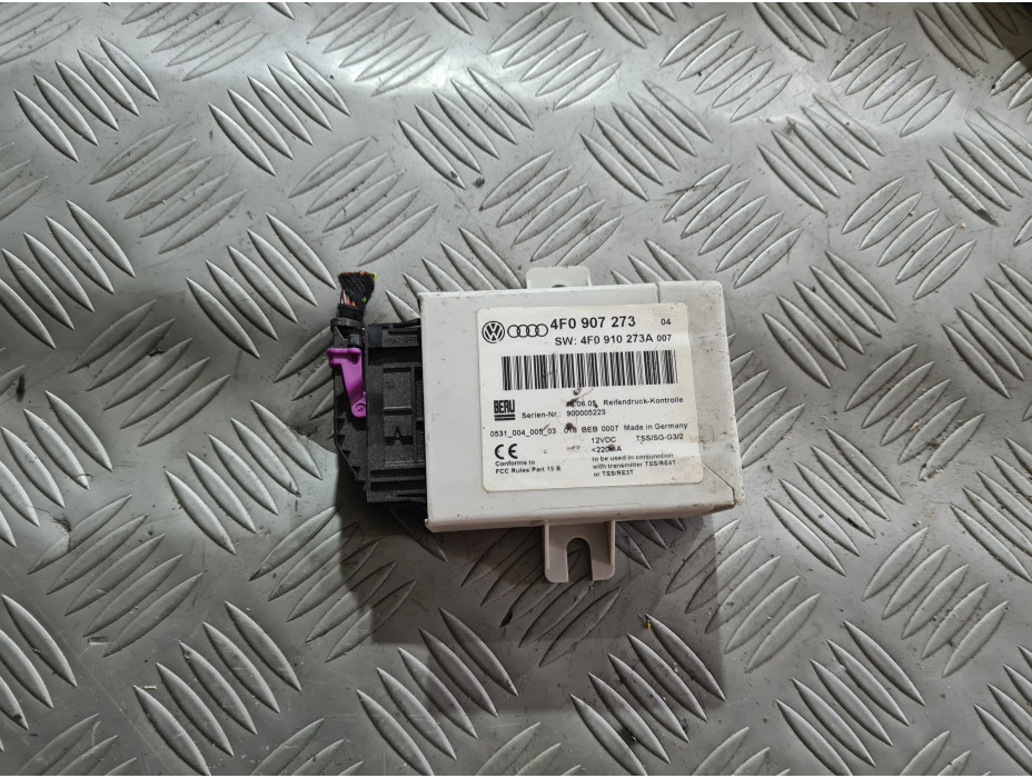 Контрол модул - гуми за Audi A6 C6 3.2 FSI Quattro Контрол модул - гуми за Audi A6 C6 3.2 FSI Quattro