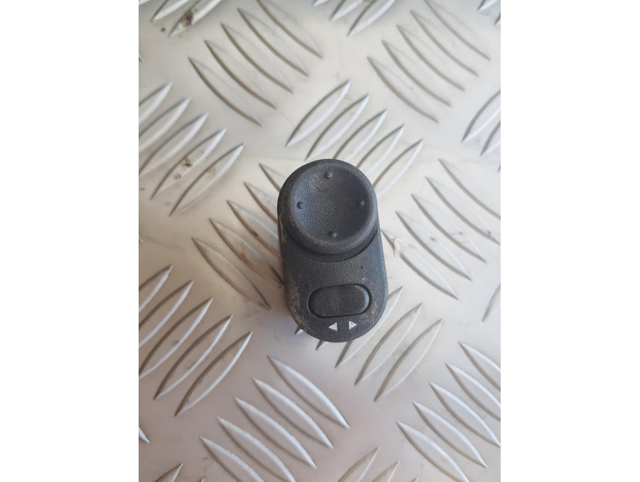 Копче за ел. огледала за Opel Astra G