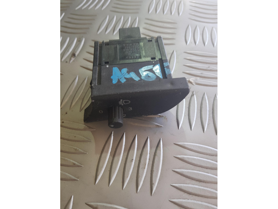 Копче за фарове за Audi A4 B6 - десен волан