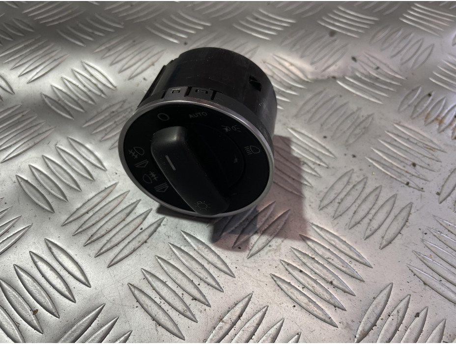 Копче за фарове за Audi A8 D3