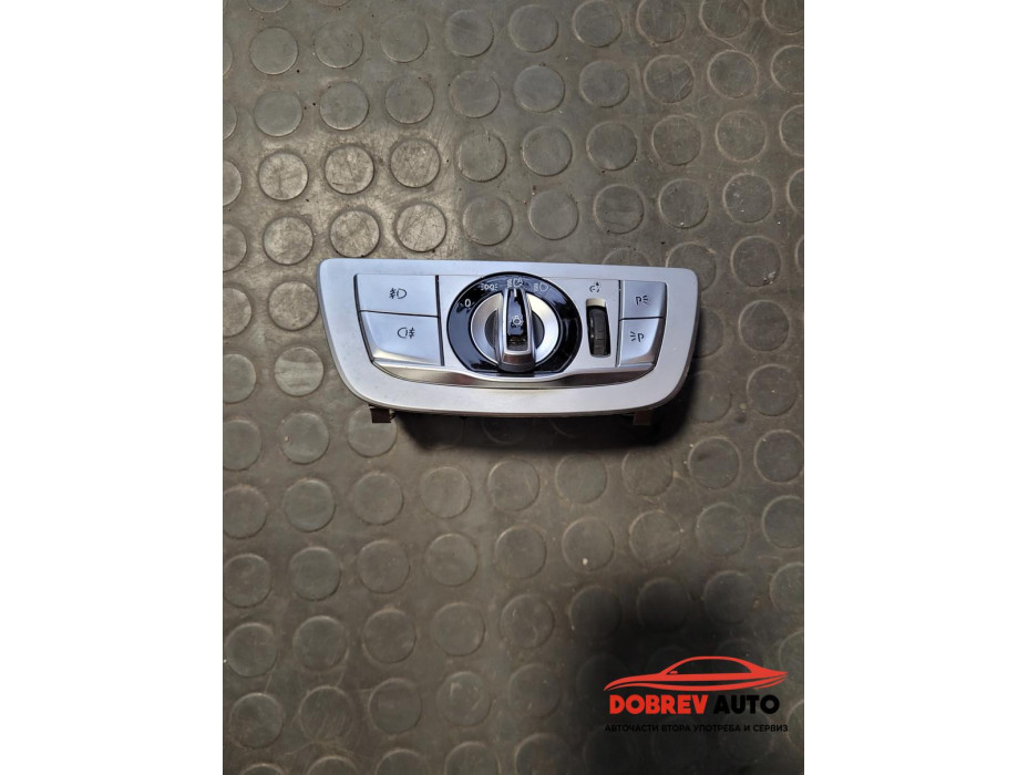 Копче фарове за BMW 740d G11