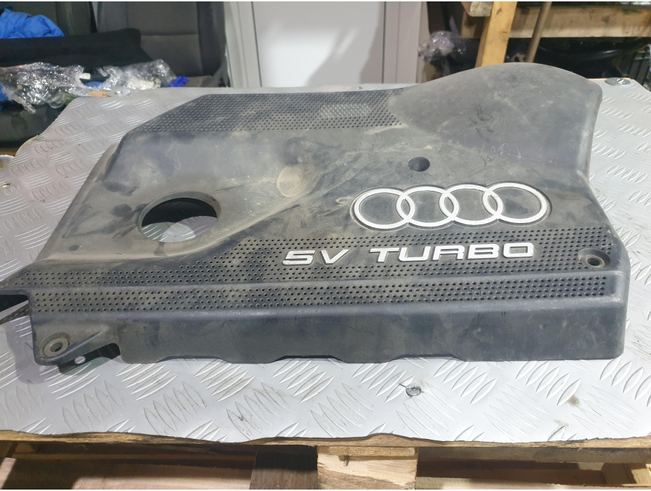 Кора над двигател за Audi A3 8L 1.8T AGU