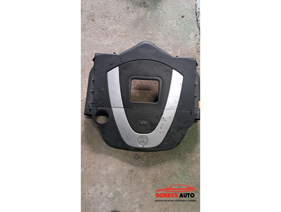 Кора над двигател за Mercedes C 350 W203 Кора над двигател за Mercedes C 350 W203