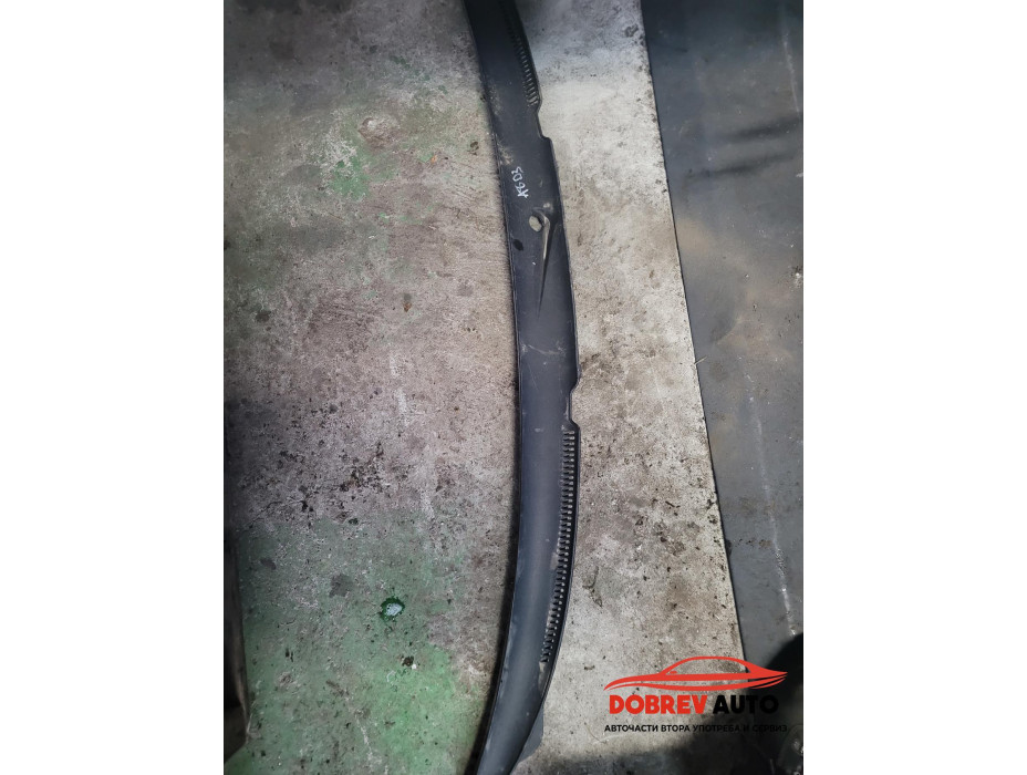 Кора под чистачки за Audi A8 D3