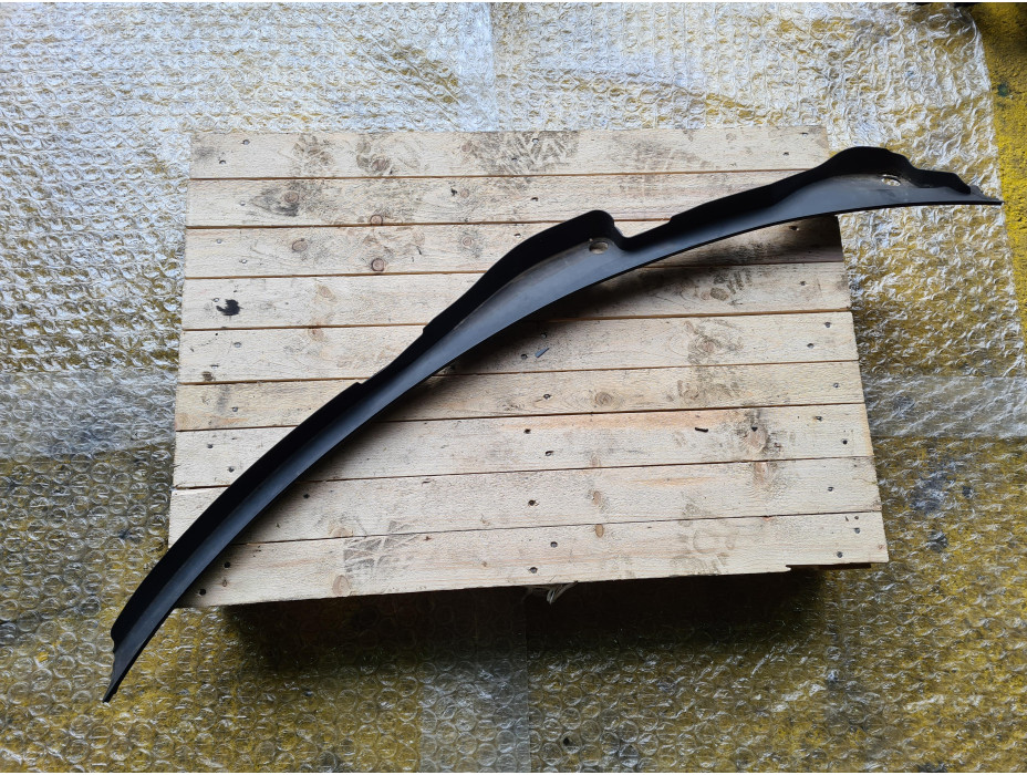 Кора под чистачки за Ауди А4 Б8 / Audi A4 B8 Кора под чистачки за Ауди А4 Б8 / Audi A4 B8