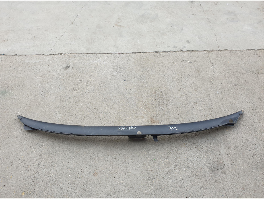 Кора под чистачки за Ауди А8 Д3 / Audi A8 D3 Кора под чистачки за Ауди А8 Д3 / Audi A8 D3