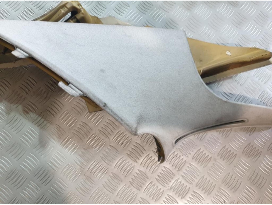 Кори за задни колонки за Mercedes E Class Sedan 2.7CDI W211