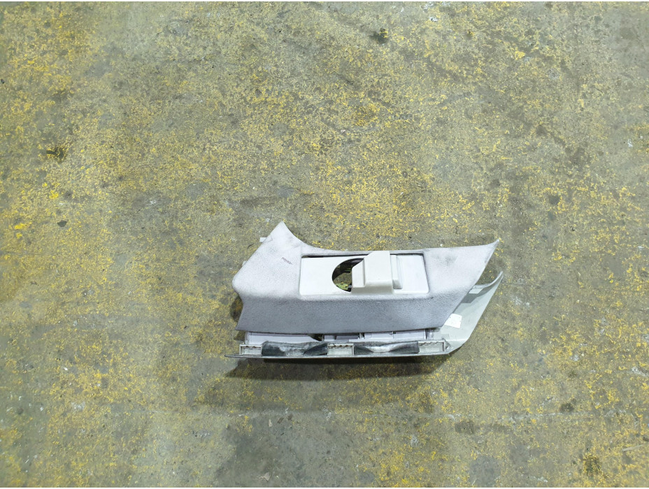 Кори за колани - задни за Мерцедес Е 320 комби / Mercedes E 320 W211