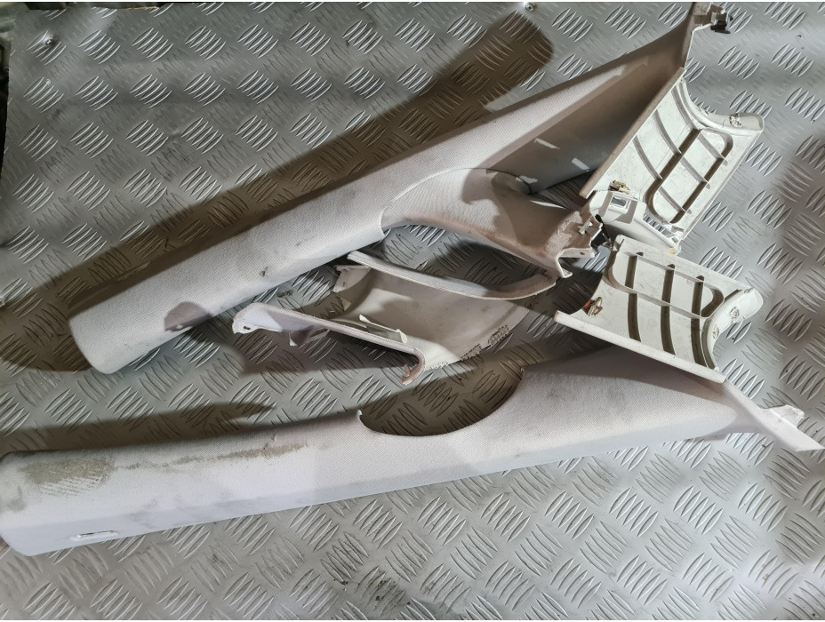 Кори за предни колонки за Volkswagen Touran 1T 1.9TDI