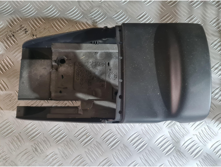 Кори около волан за Volkswagen Passat B6