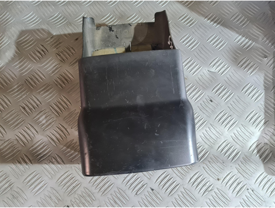 Кори около волан за Ауди А6 Ц5 2.5 Дизел / Audi A6 C5