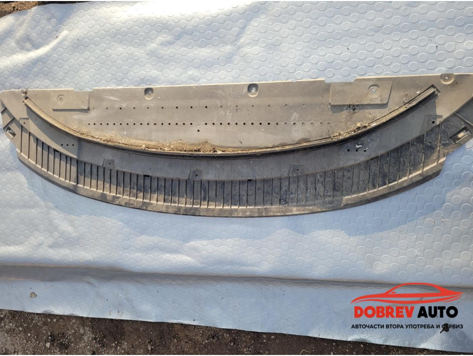 Кори под предна броня за Audi A7 4G 4G8 807 611