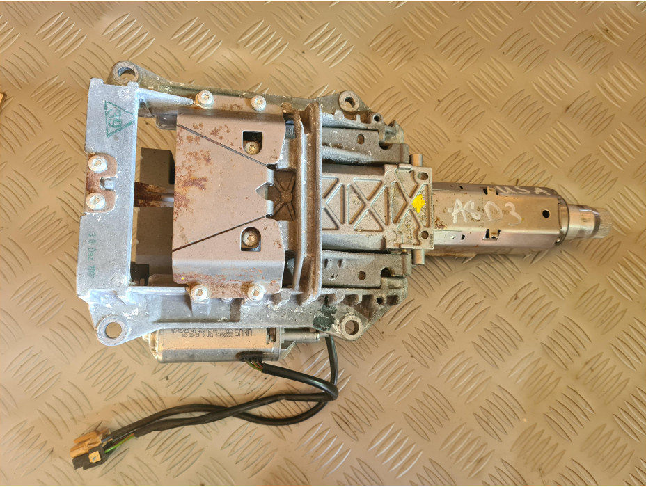 Кормилна колона за Audi A8 D3 4.2i Long