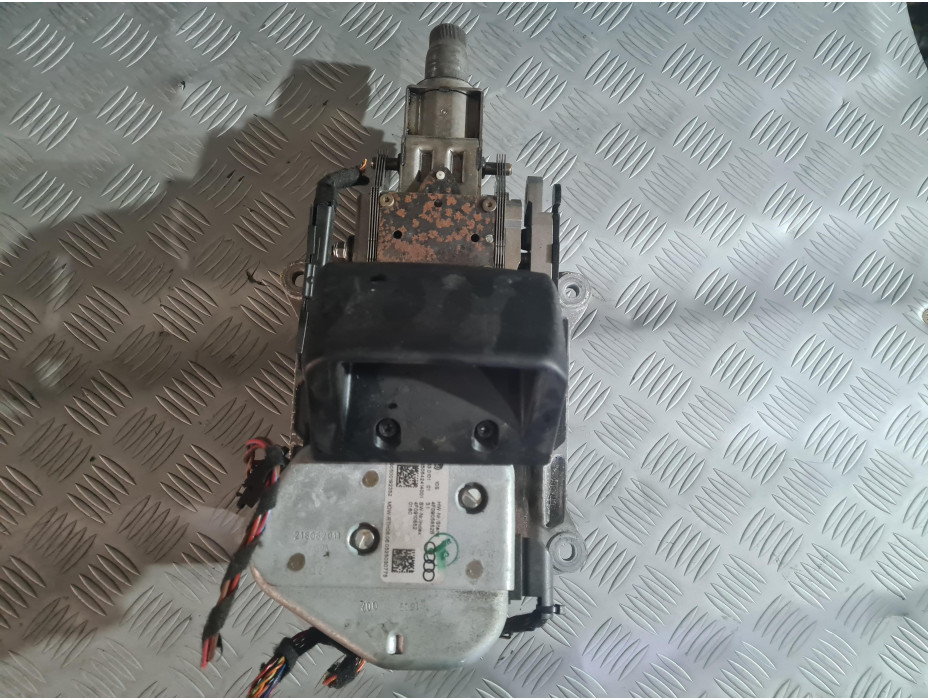 Кормилна колона - прът за Audi A6 4F