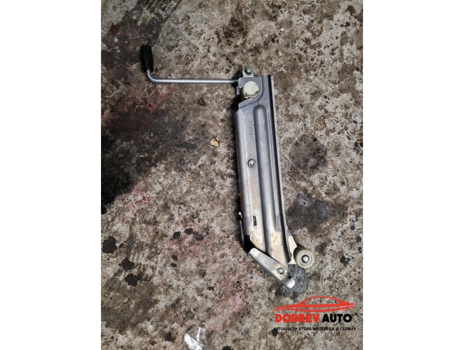 Крик за Audi A8 D3 4.0 TDI Крик за Audi A8 D3 4.0 TDI