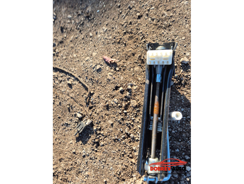 Крик за Mercedes C Class W203