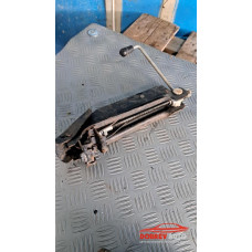 Крик за VW Touran 2.0 FSI