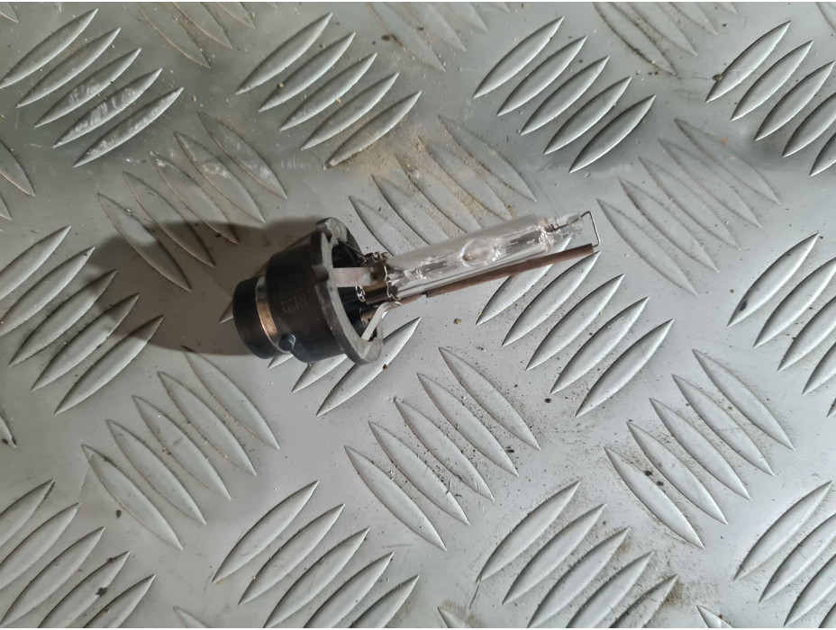 Ксенон крушка D2S за Audi A8 D3