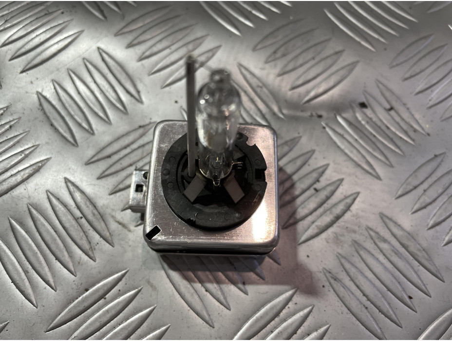 Ксенон крушка D3S