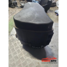 Кутия въздушен филтър (дясна) за Audi A8 D3 4.2 TDI