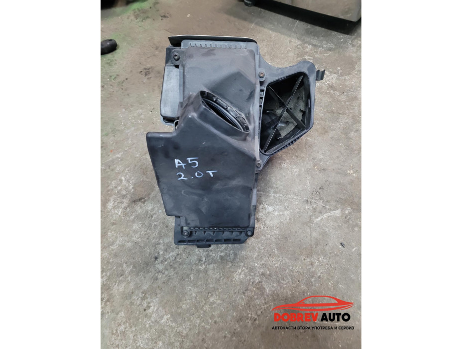 Кутия въздушен филтър за Audi A5 8T