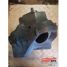 Кутия въздушен филтър (лява) за Audi A8 D4 6.3 FSI W12