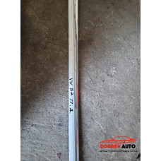 Лайсна долна (предна дясна) за VW Passat B7